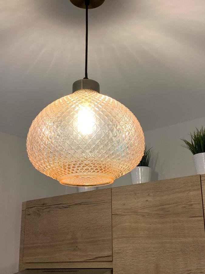 Le Cabanon De Livia Avec Piscine Privee Villa Cucuron Eksteriør bilde