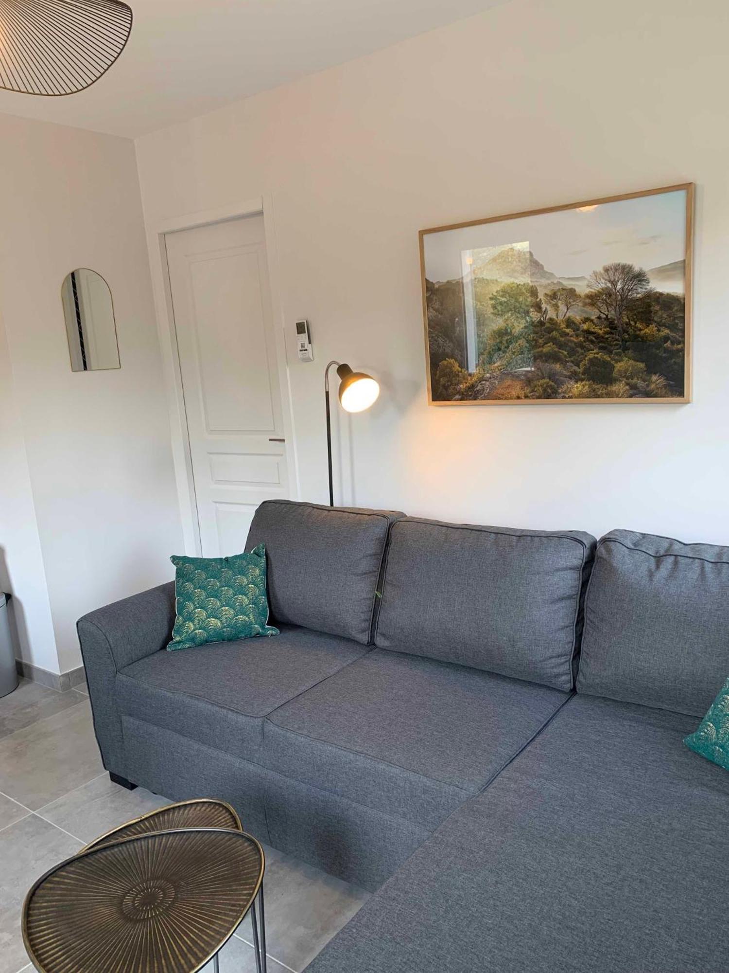 Le Cabanon De Livia Avec Piscine Privee Villa Cucuron Eksteriør bilde