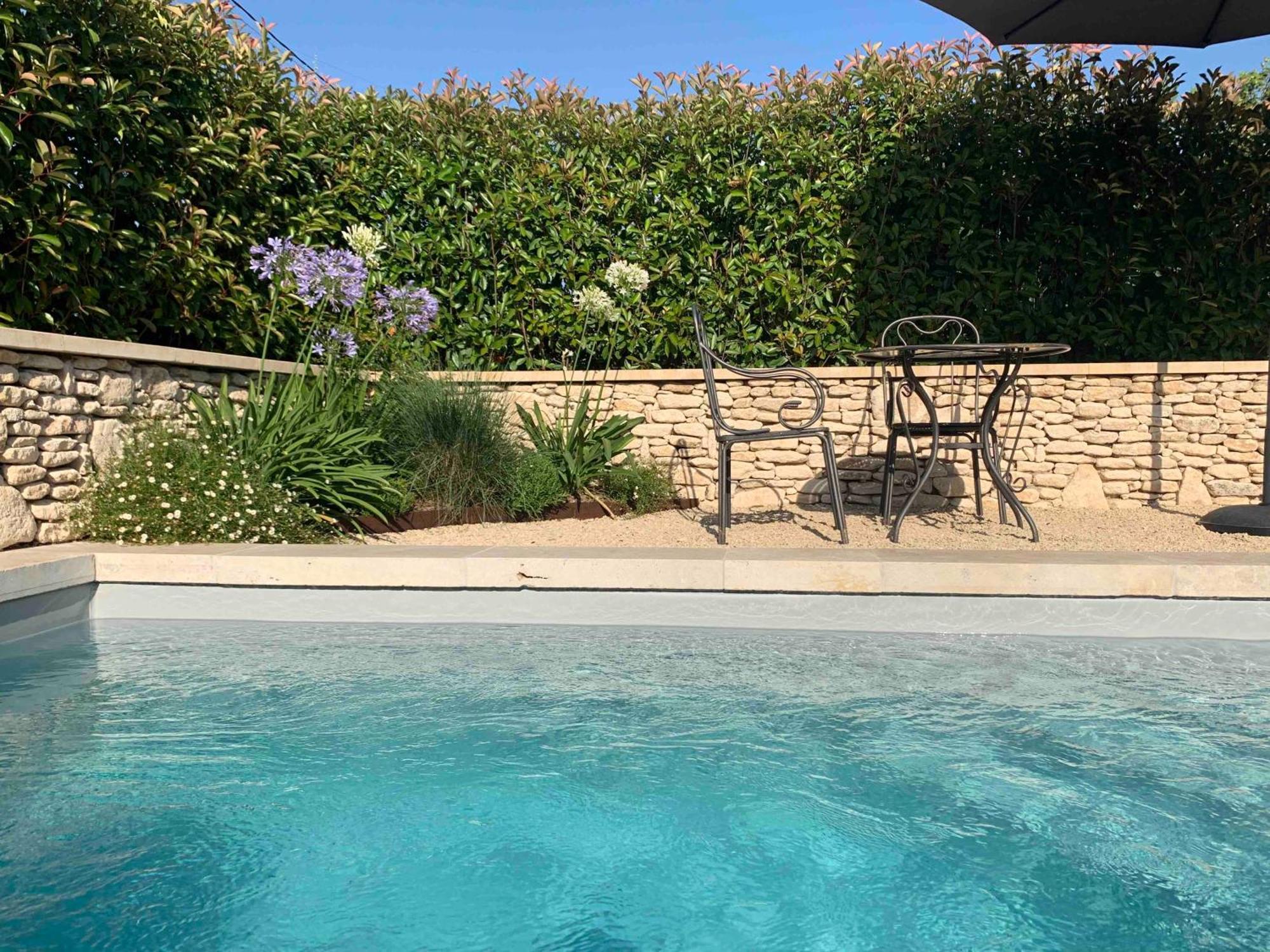 Le Cabanon De Livia Avec Piscine Privee Villa Cucuron Eksteriør bilde